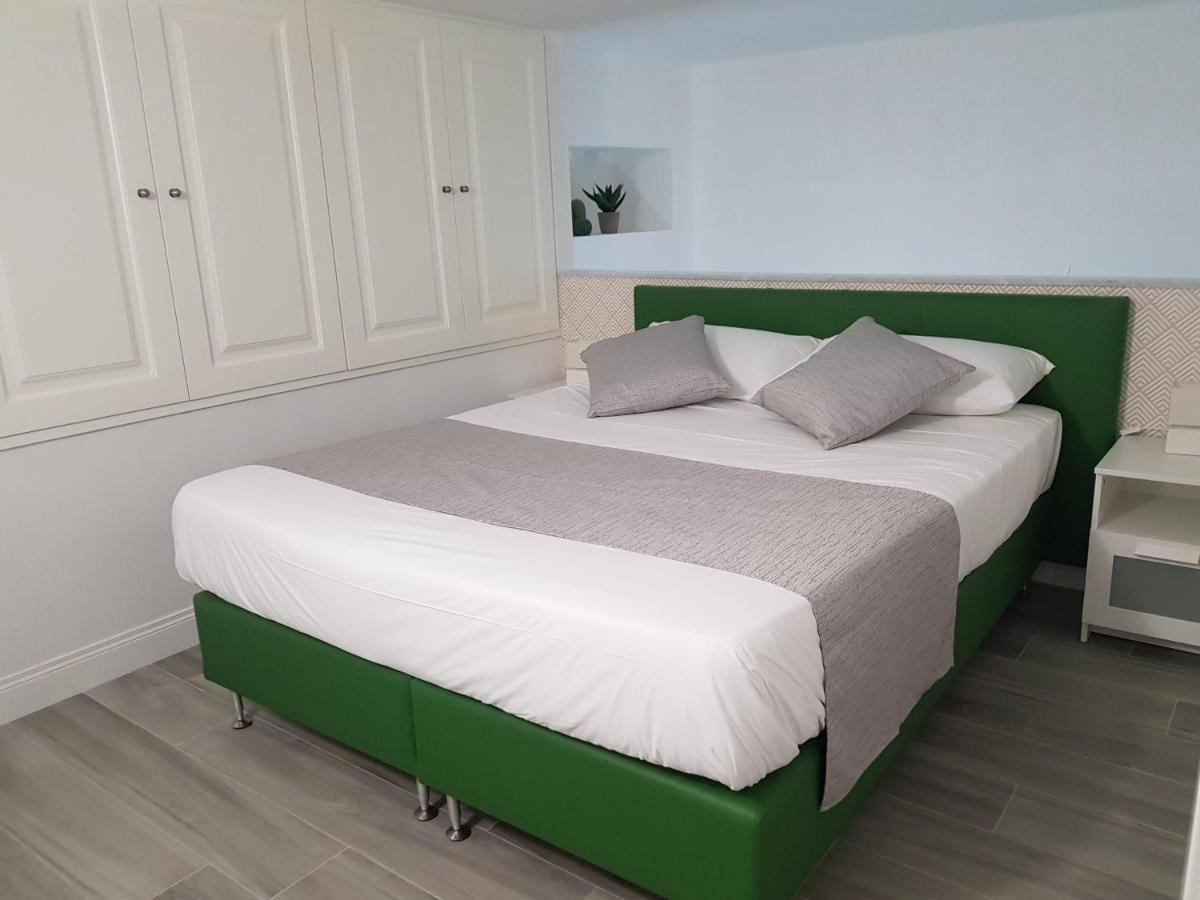 Duomo Platinum Apartments Naples Extérieur photo