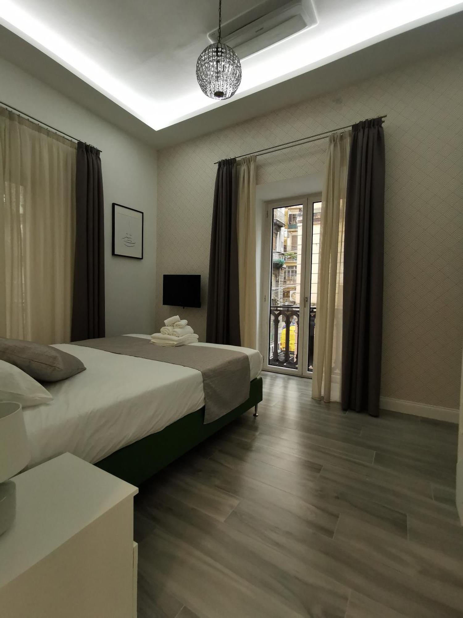 Duomo Platinum Apartments Naples Chambre photo